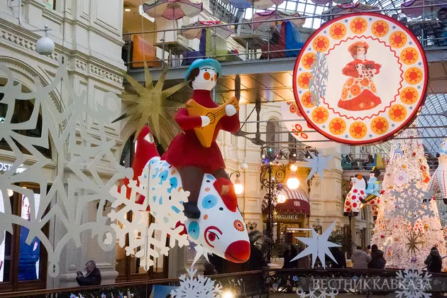 Новогоднее украшение ГУМа
