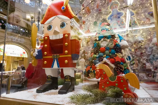 Новогоднее украшение ГУМа