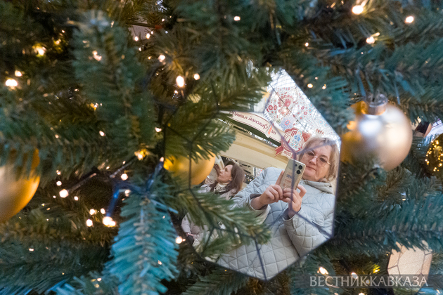 Новогодняя елка в ГУМе