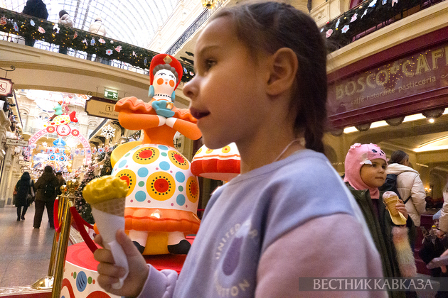 Новогоднее украшение ГУМа