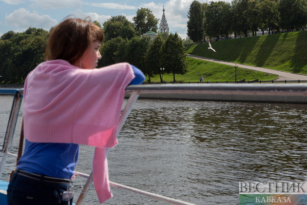 Волжская набережная в Ярославле
