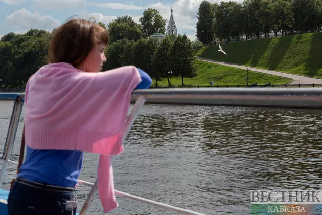 Волжская набережная в Ярославле