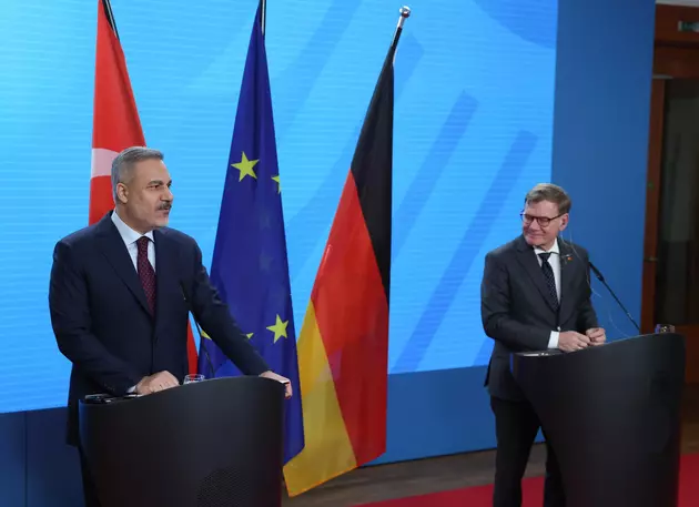 Турция недовольна Зеленским. Фидан сделает ему внушение на саммите НАТО