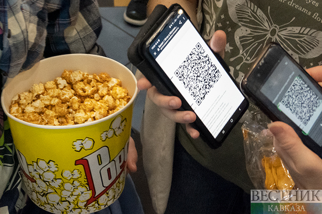 Российский фильм о стерхах победил на иранском кинофестивале "Фаджр"