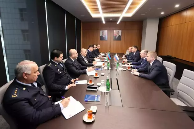 Таможенные ведомства России и Азербайджана провели встречу в Баку