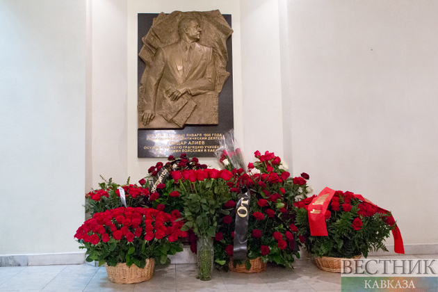 Президент Азербайджана поделился публикацией в связи с днем памяти Гейдара Алиева