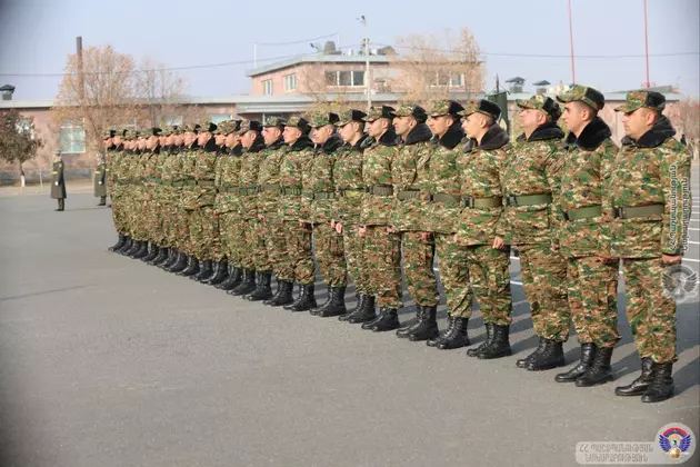 Срок службы в армии сократили в Армении
