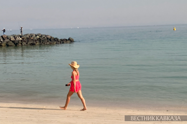 Девочка на пляже