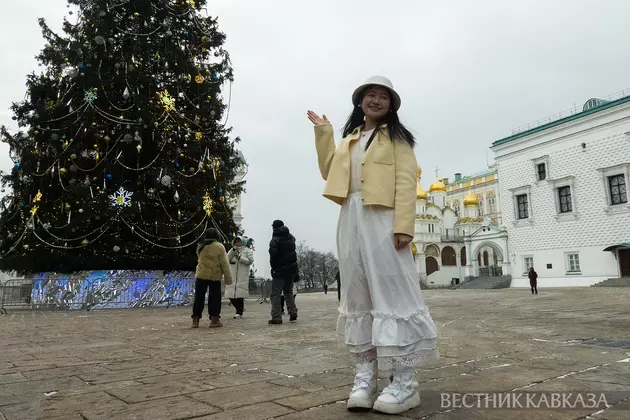 Новогодняя елка на Соборной площади Кремля