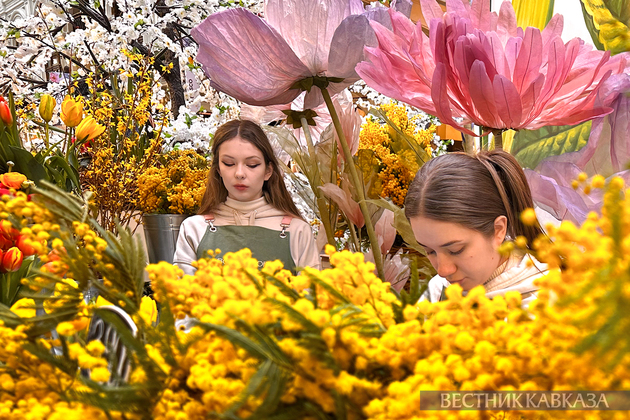 Продажа цветов в ГУМе