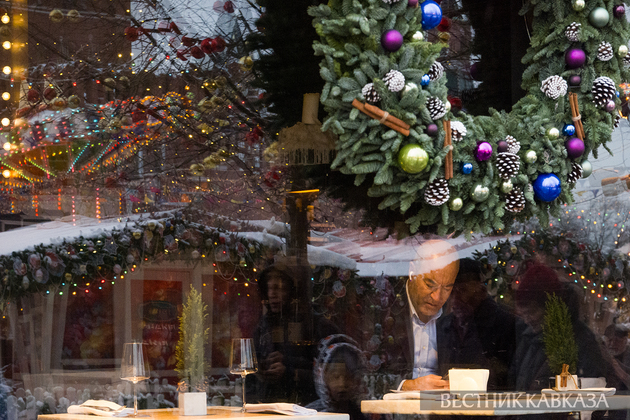 Посетитель кафе в ГУМе