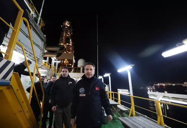 Альпарслан Байрактар