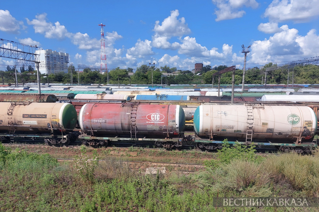 Товарный поезд