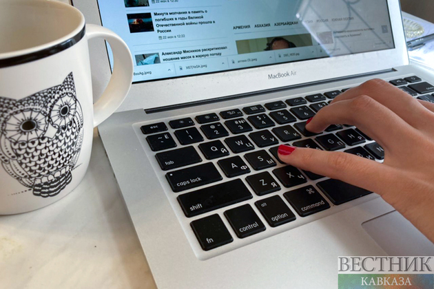 В Иран возвращается интернет