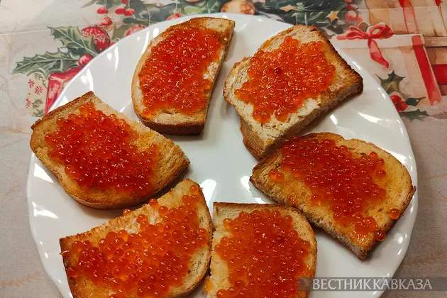 Бутерброды с икрой