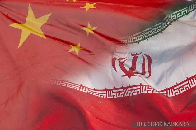 Флаг Китая и Ирана