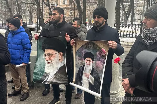 Акция у посольства Ирана в Москве