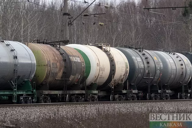 В Армению через Азербайджан отправят почти 2 тыс т топлива и 135 т удобрений