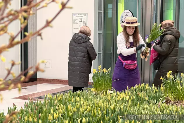 Продажа цветов в Петровском пассаже