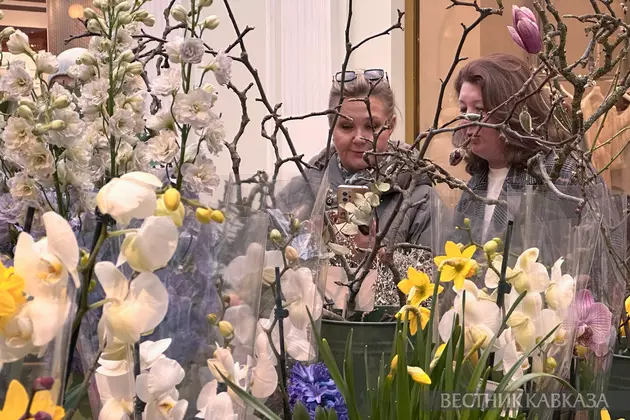 Продажа цветов в Петровском пассаже