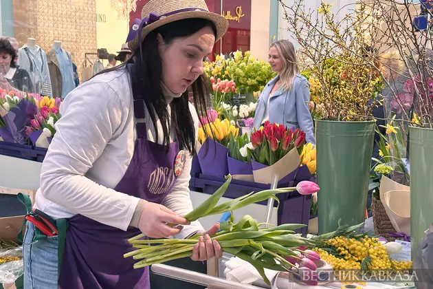 Продажа цветов в Петровском пассаже