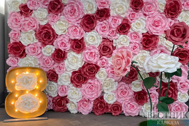 С Международным женским днем Восьмое марта!