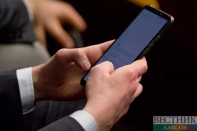 Президенты Азербайджана и Узбекистана провели разговор по телефону