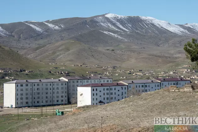 Джебраильское село Шукюрбейли принимает новых жителей
