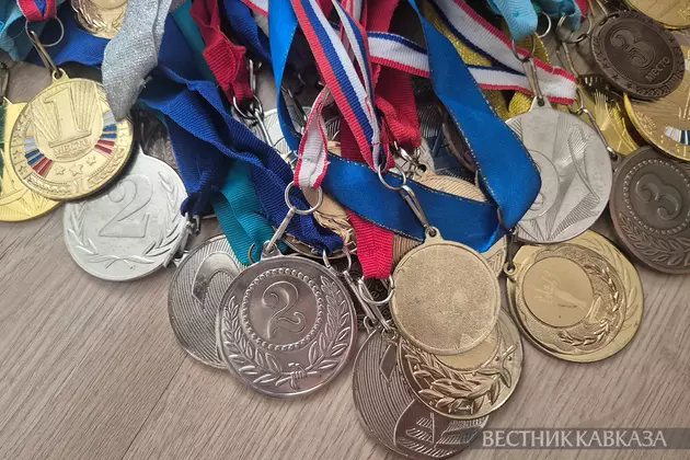 Медали