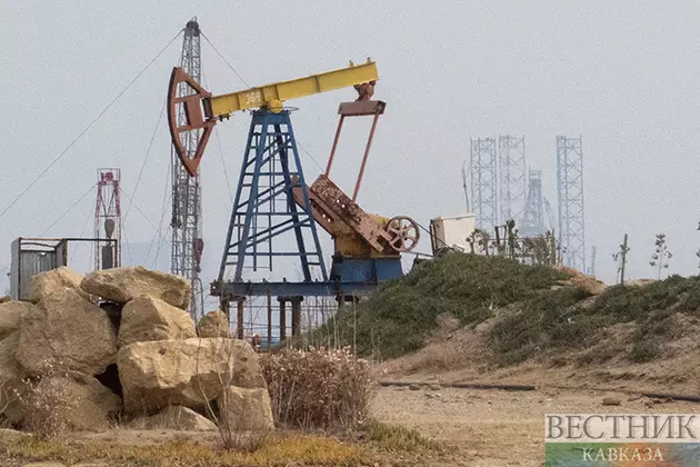 Нефть Brent торгуется по $83,5 за баррель