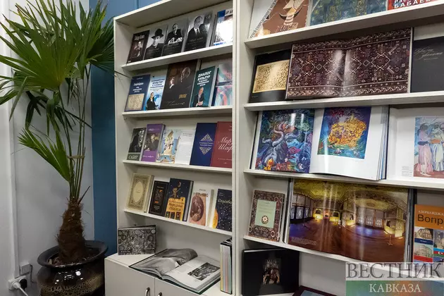 Азербайджанские книги