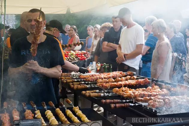 Шашлыки на улице