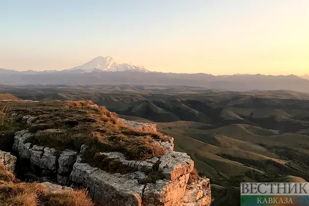 Восемь альпинистов пропали на Эльбрусе