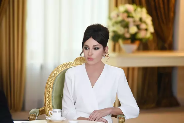 Мехрибан Алиева