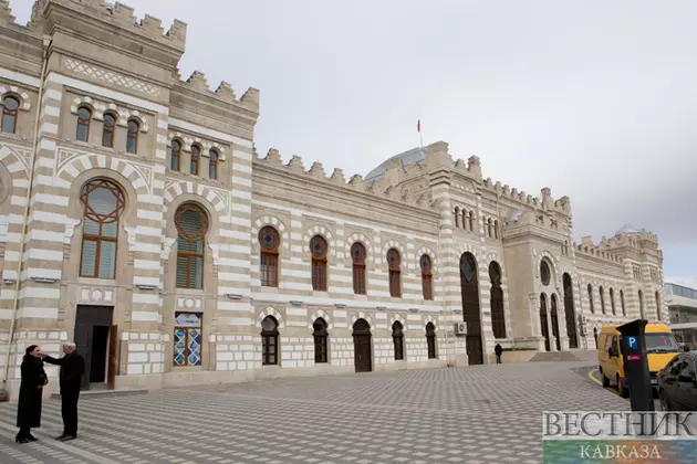 Поезда учащают рейсы Баку-Тбилиси-Баку