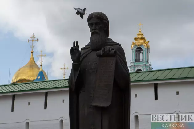 Памятник Сергию Радонежскому в Сергиевом посаде