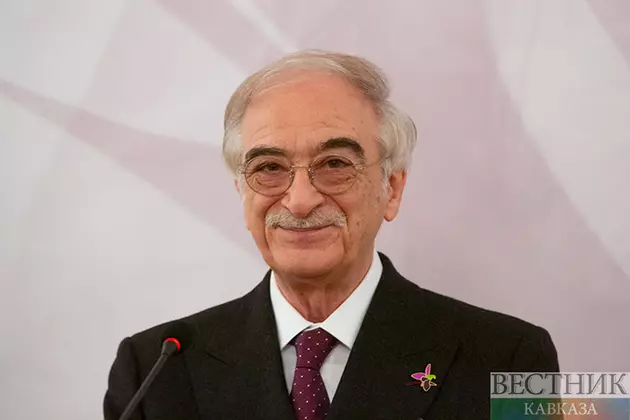 Полад Бюльбюль оглы отвечает Вахтангу Кикабидзе