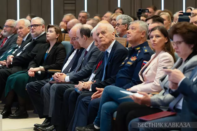 Участники конференции Жизнеобеспечение при критических состояниях