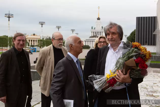 Открытие выставки Фархада Халилова