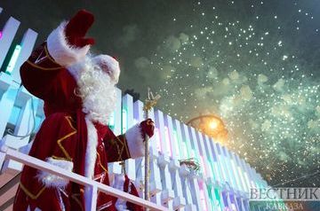 &quot;Начну колдовать&quot;: Дед Мороз пообещал Петербургу снежный Новый год