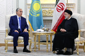 Токаев провел встречу с президентом Ирана 