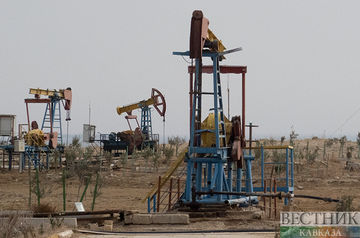 Нефть опустилась ниже $100 за баррель