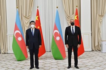 Ильхам Алиев и Си Цзиньпин встретились в Самарканде