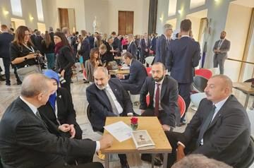 Алиев, Эрдоган и Пашинян встретились в Праге (ФОТО)