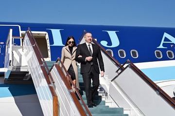 Ильхам Алиев и Мехрибан Алиева прибыли в Узбекистан