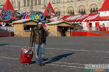 Россия упростила получение визы иностранным туристам