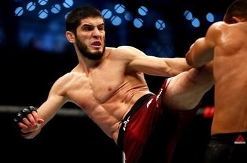 Махачев стал одним из лучших бойцов мира по версии MMA Fighting