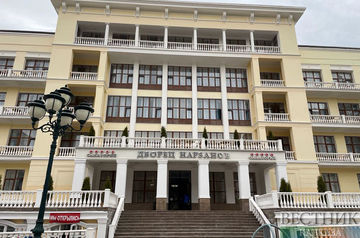 Отель дворец Нарзанов