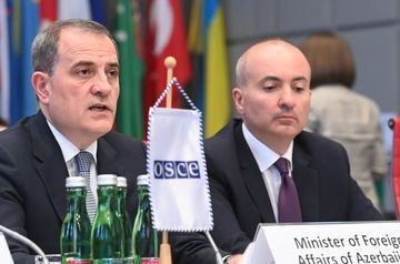 Министр иностранных дел Азербайджана Джейхун Байрамовглава