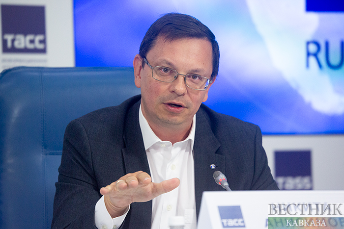 Ведущие российские компании. Ведущие компании россии список. Ведущие туроператор компании россии. Керимов гудрат зияевич бизнес миссия. Логотипы российских компаний.